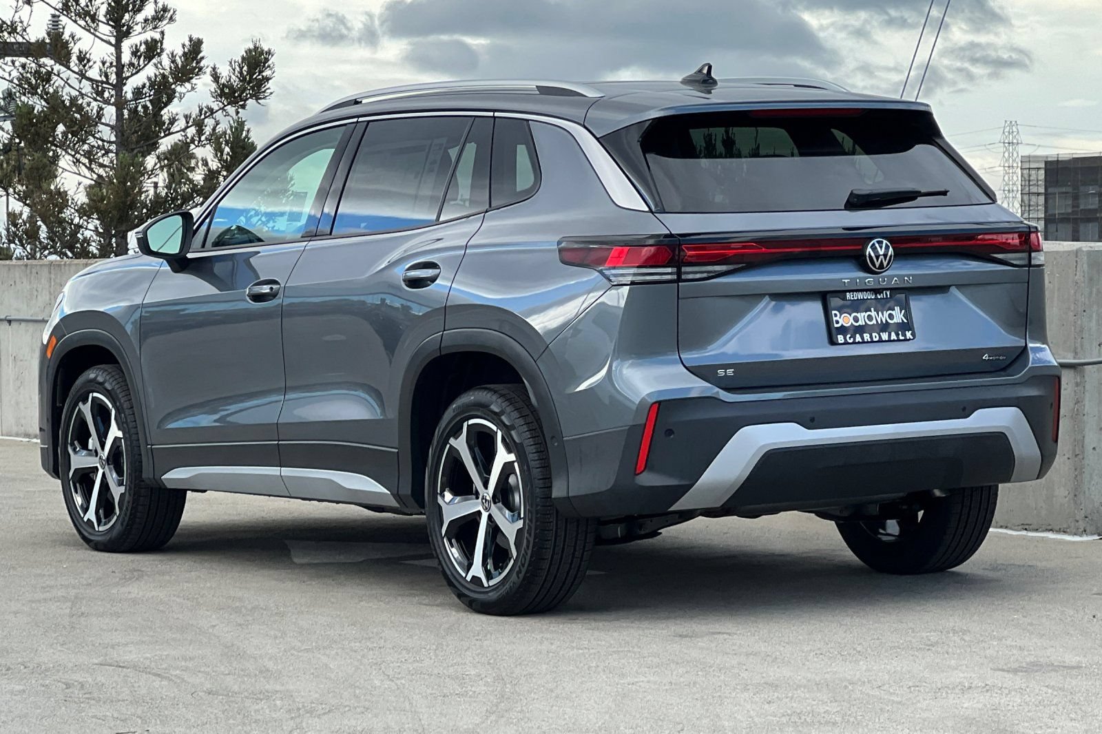 New 2026 Volkswagen Tiguan SE AWD/4WD image 6