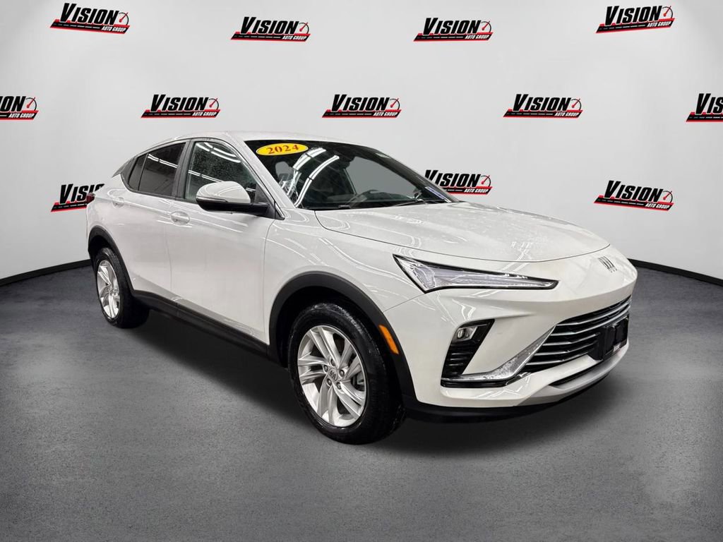 Used 2024 Buick Envista Preferred image 3