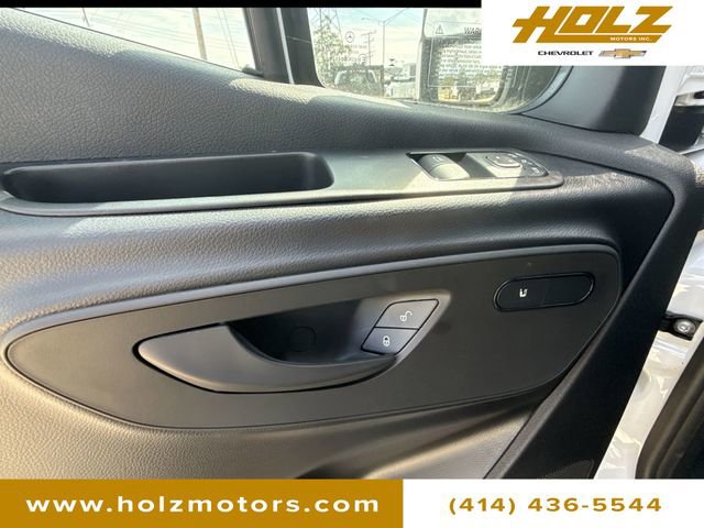 Used 2025 Mercedes-Benz Sprinter 2500 image 21