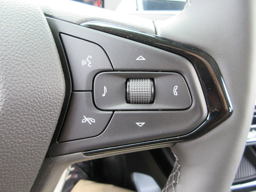 New 2027 Chevrolet Bolt LT FWD image 24