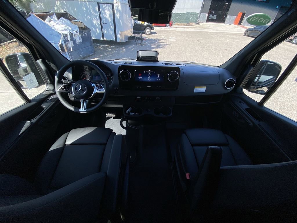 New 2026 Mercedes-Benz Sprinter 2500 image 2