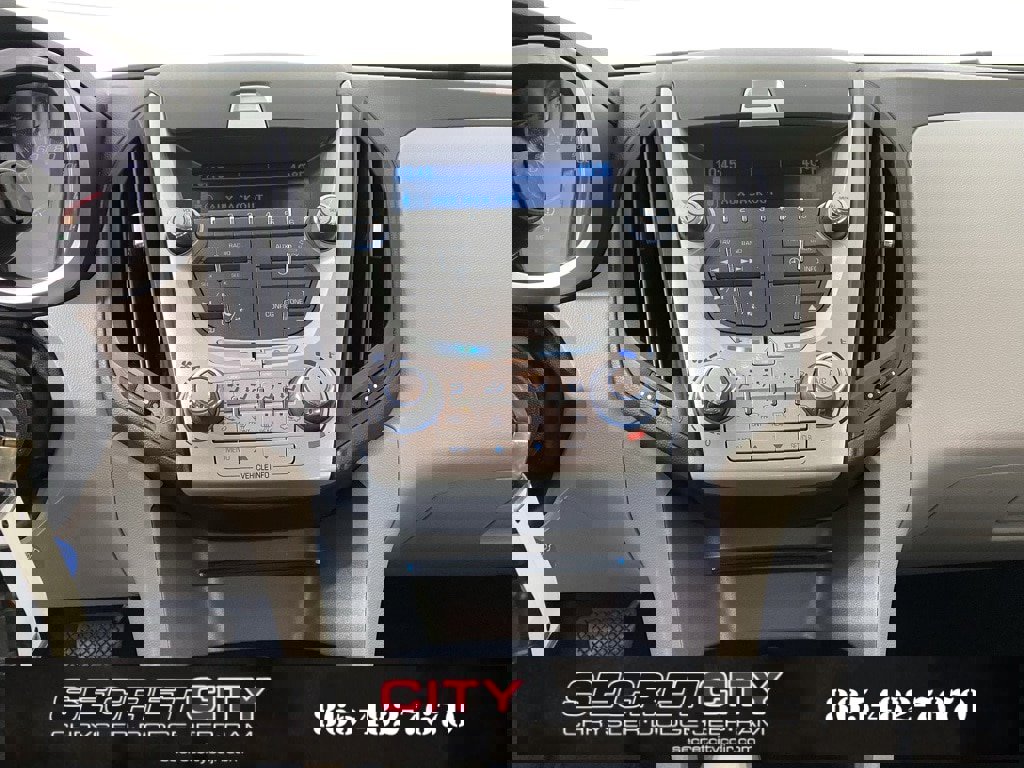 Used 2015 Chevrolet Equinox LS image 20