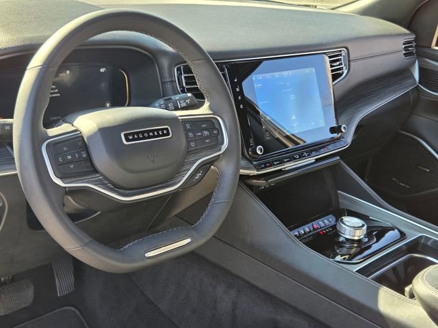 Used 2024 Jeep Wagoneer Series II w/ Flexible Seating Group image 11