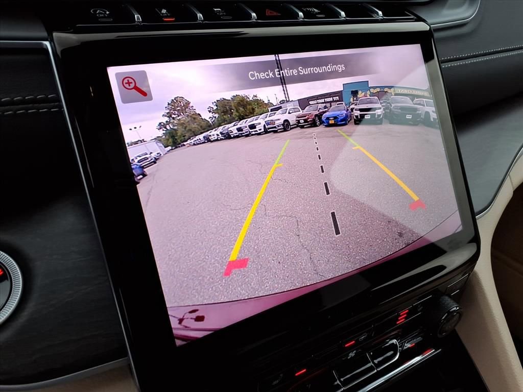 New 2025 Jeep Grand Cherokee Limited image 23