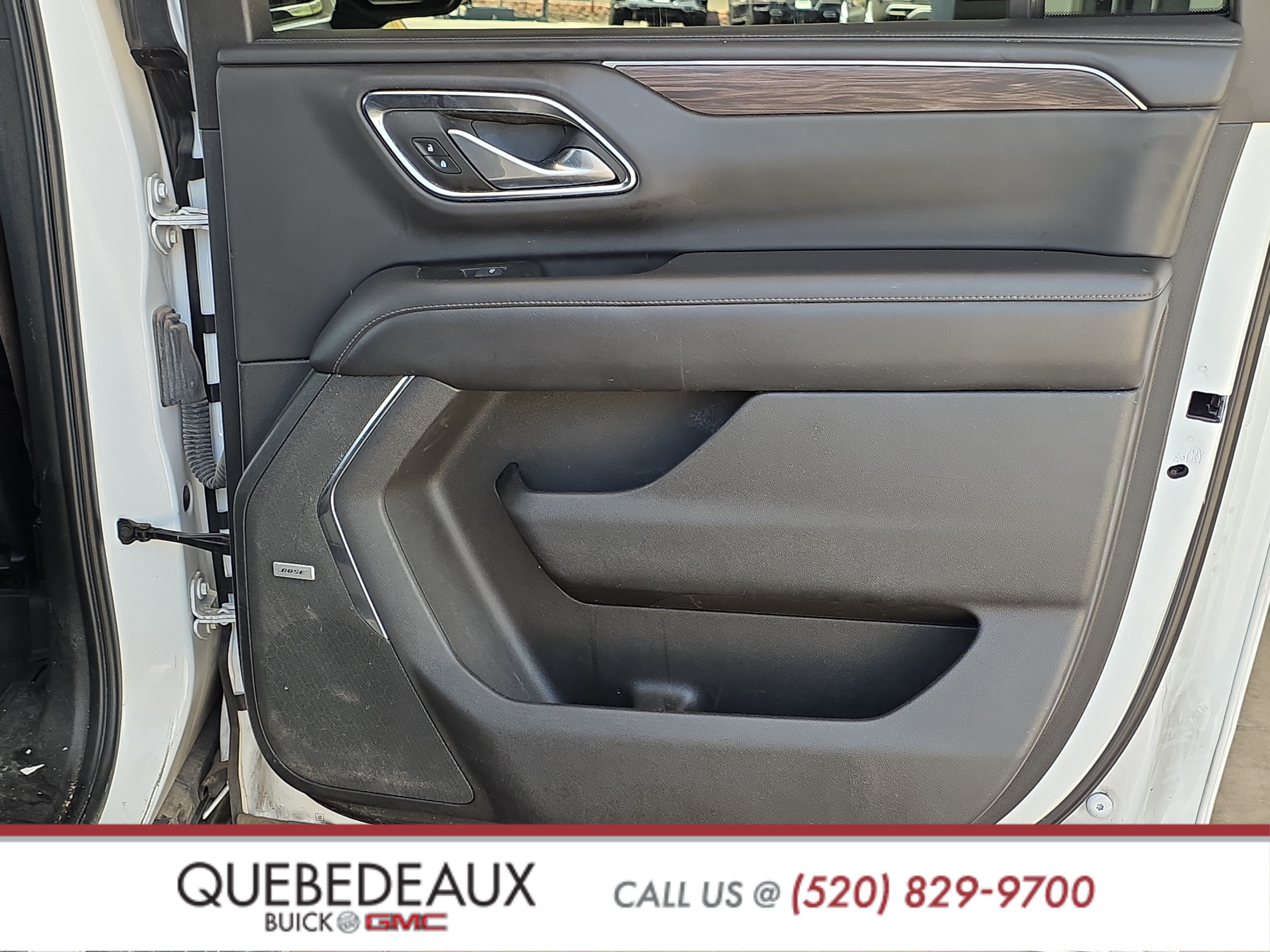 Used 2022 Chevrolet Suburban LT RWD image 21