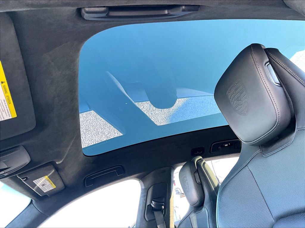 Certified 2024 Porsche Taycan GTS image 18