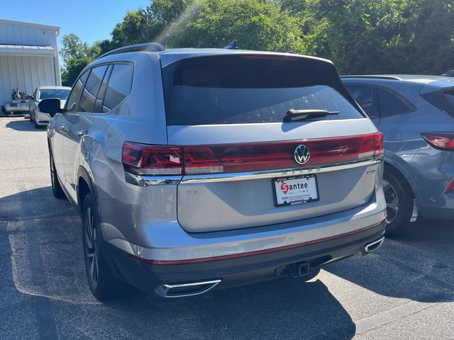 Used 2024 Volkswagen Atlas SE AWD/4WD image 4