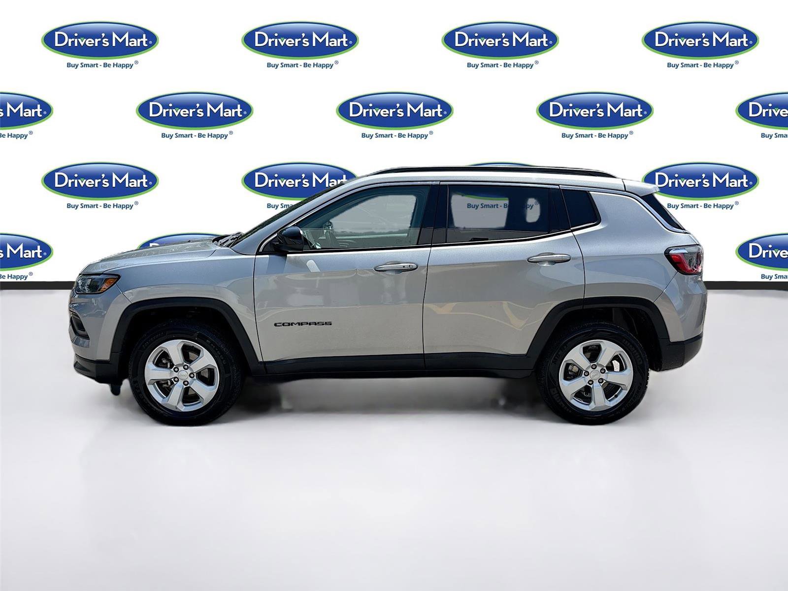 Used 2022 Jeep Compass Latitude w/ Convenience Group AWD/4WD image 4