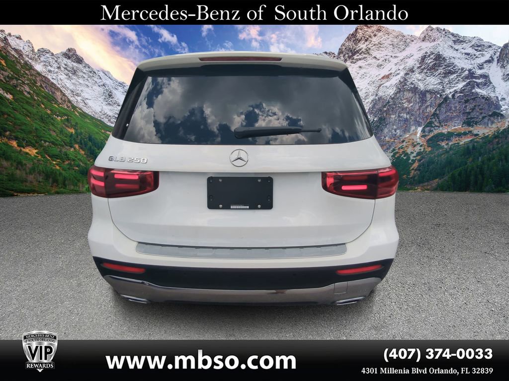 New 2025 Mercedes-Benz GLB 250 GLB 250 image 17