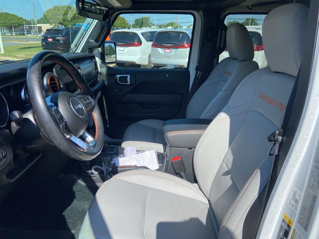 Used 2023 Jeep Gladiator Mojave w/ Dual Top Group AWD/4WD image 37