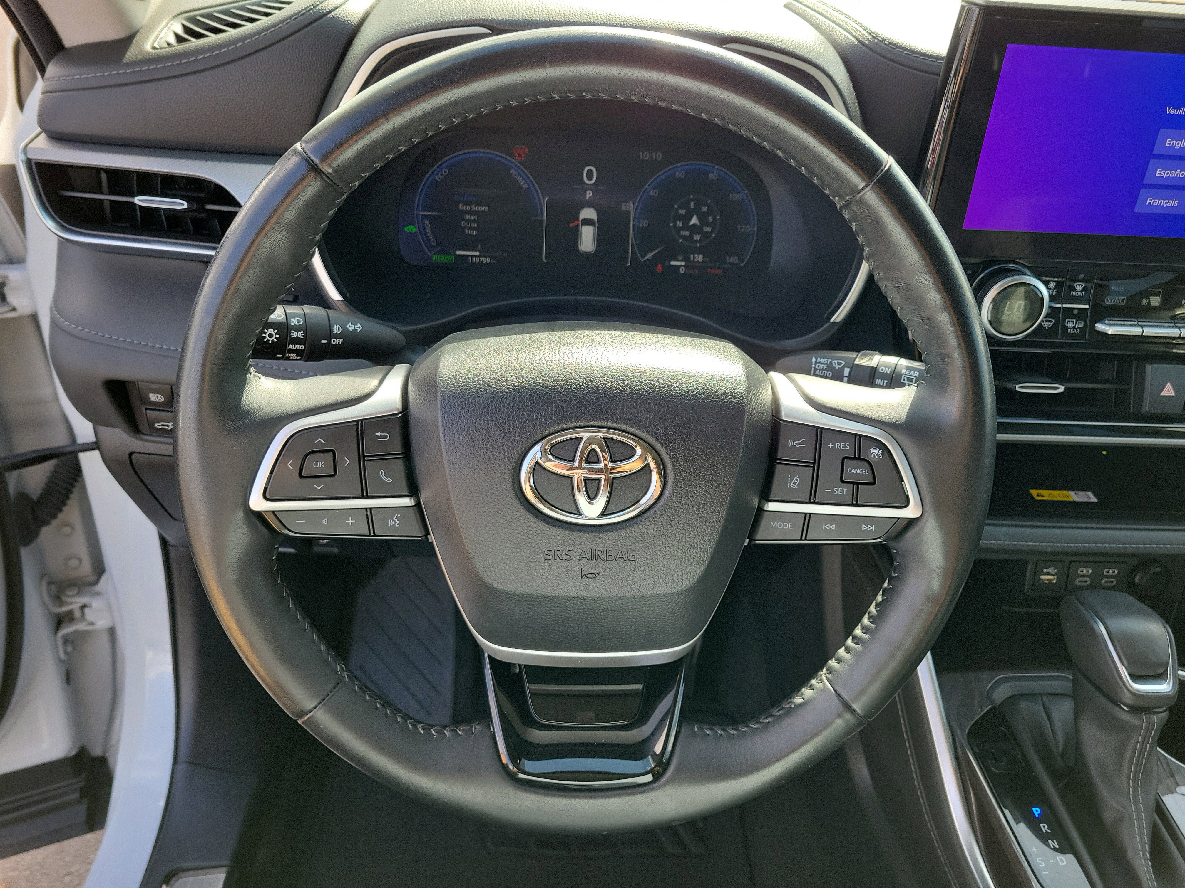 Used 2023 Toyota Highlander Platinum FWD image 24