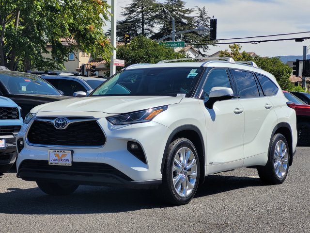 Used 2023 Toyota Highlander Limited AWD/4WD image 10