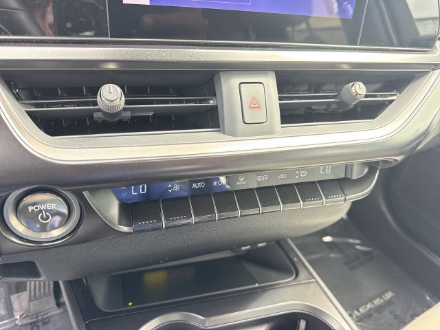 Certified 2024 Lexus UX 250h FWD image 19