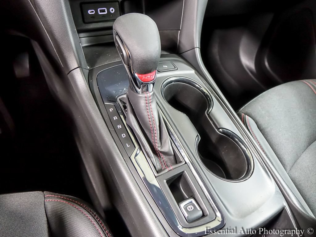 Certified 2023 Chevrolet Equinox RS FWD image 17
