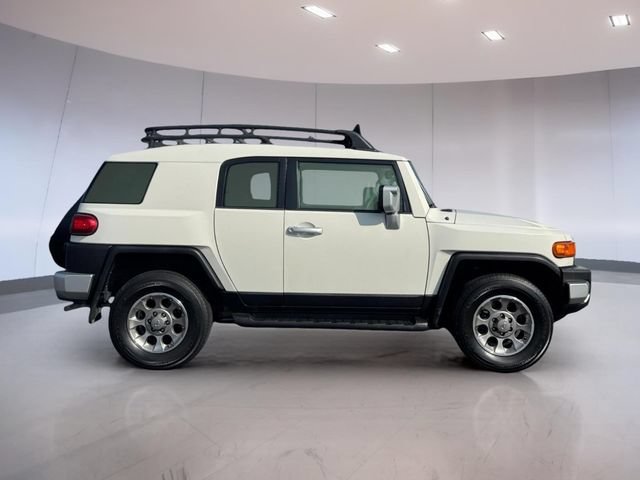 Used 2012 Toyota FJ Cruiser 4WD image 3