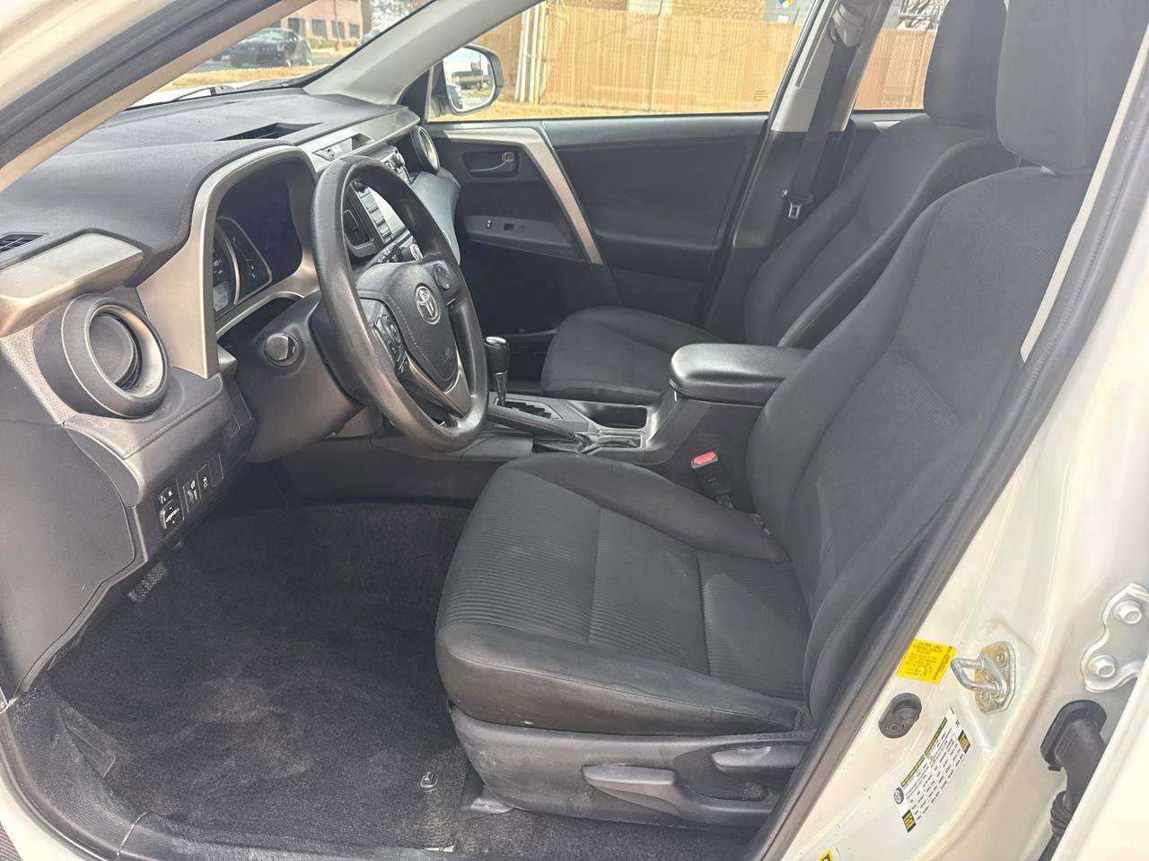 Used 2014 Toyota RAV4 LE image 34