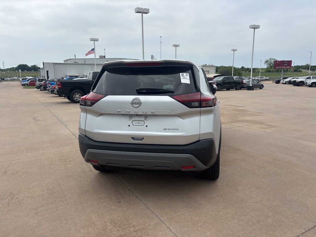 Used 2022 Nissan Rogue SV AWD/4WD image 4