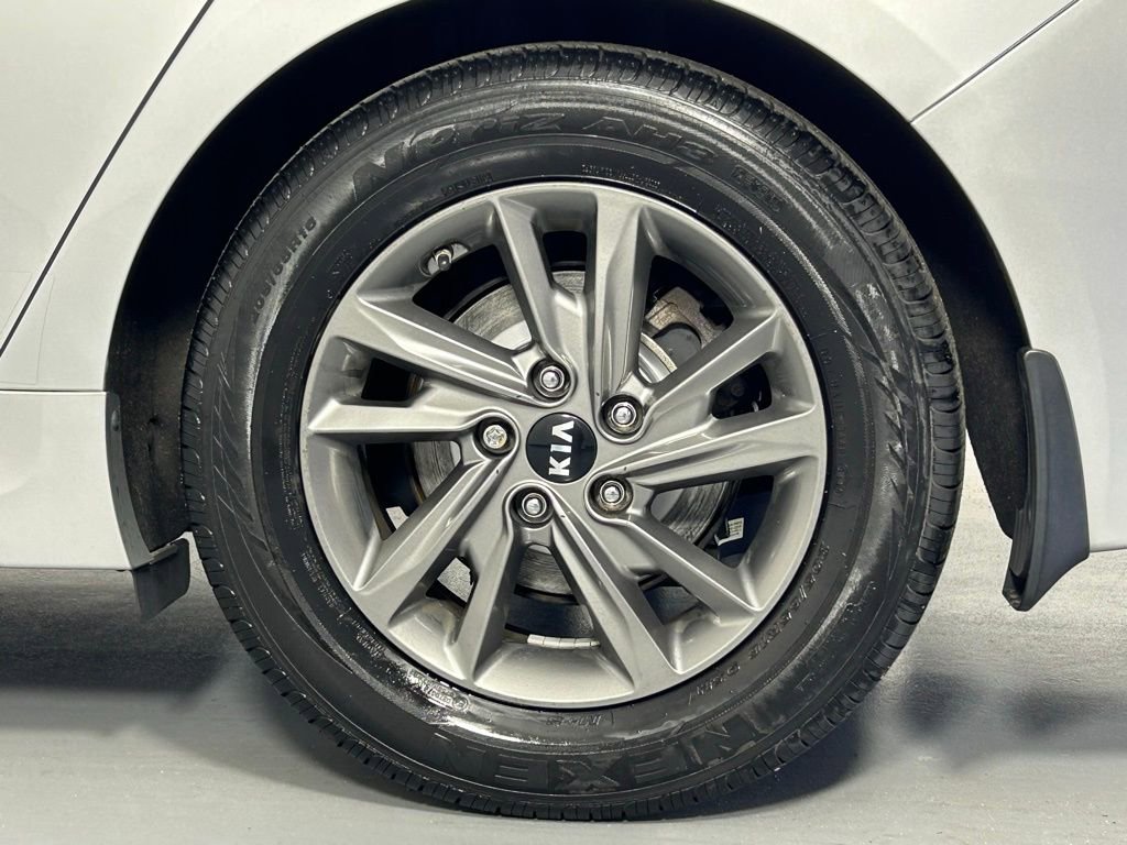 Used 2019 Kia Optima LX FWD image 30