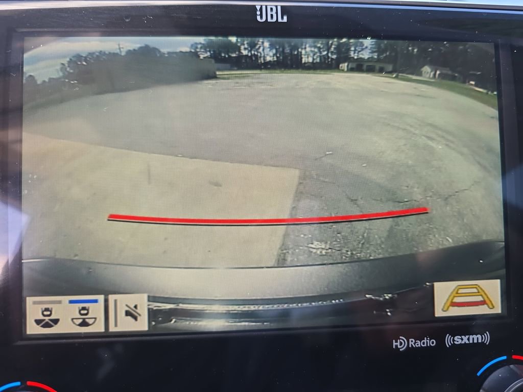 Used 2019 Toyota Camry XLE w/ Navigation Package image 20