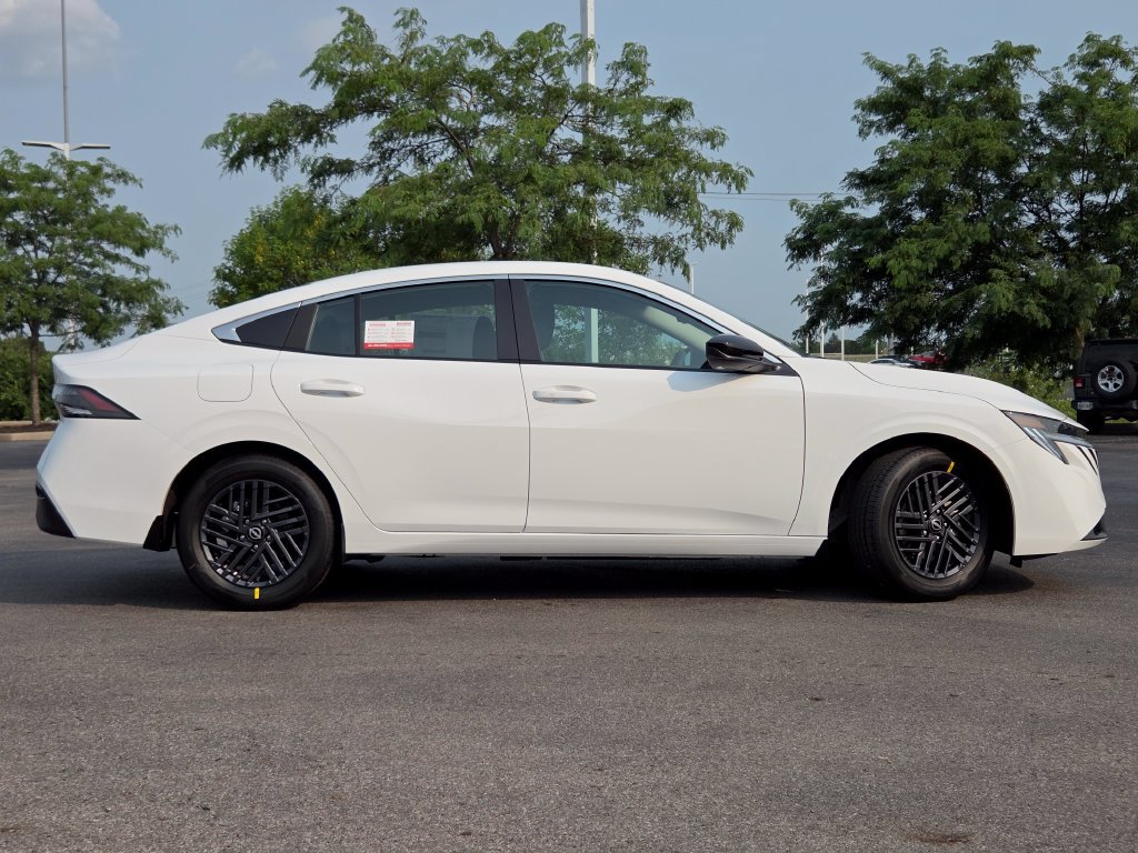 New 2026 Nissan Sentra SV w/ SV Convenience Package FWD image 16
