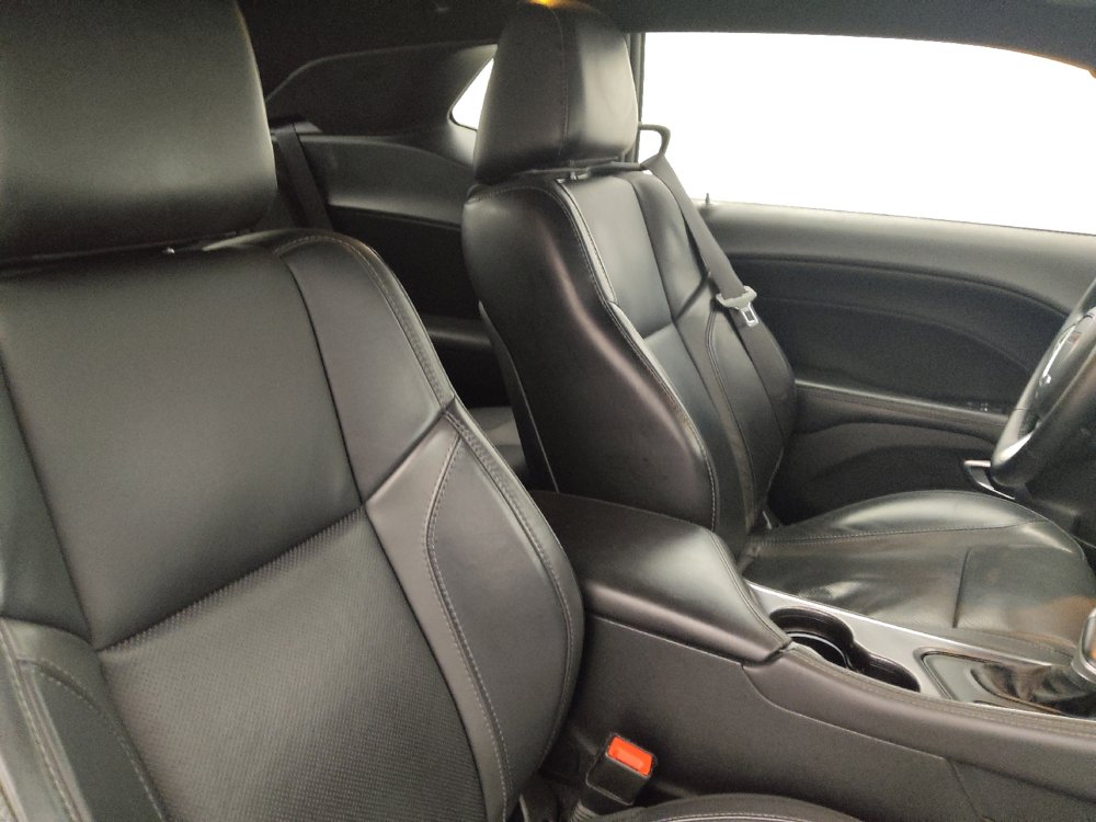 Used 2017 Dodge Challenger SXT Plus RWD image 21