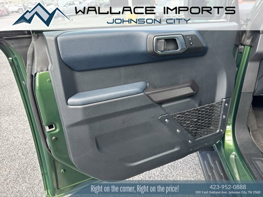 Used 2024 Ford Bronco Outer Banks AWD/4WD image 12