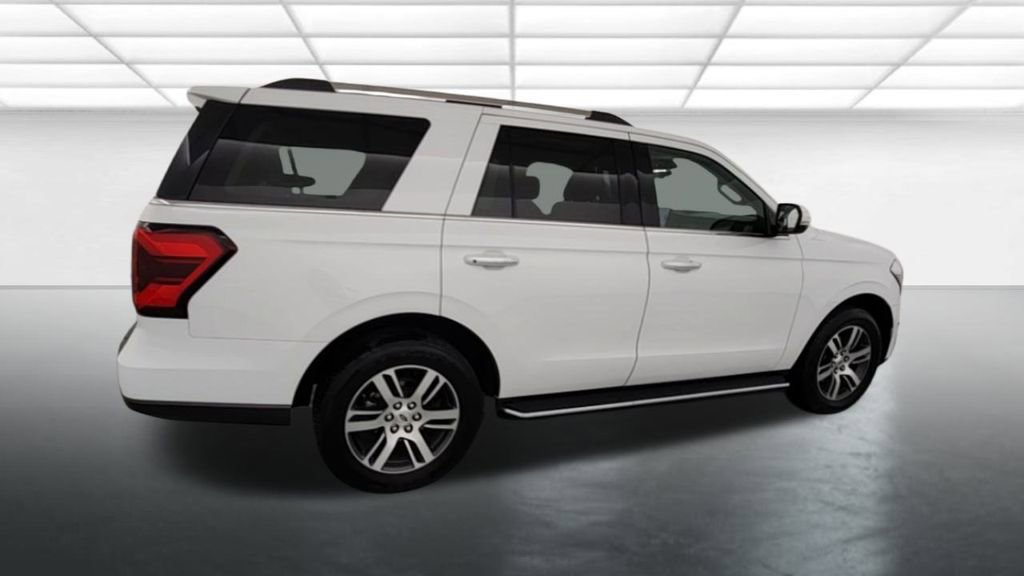 Certified 2023 Ford Expedition Limited image 8