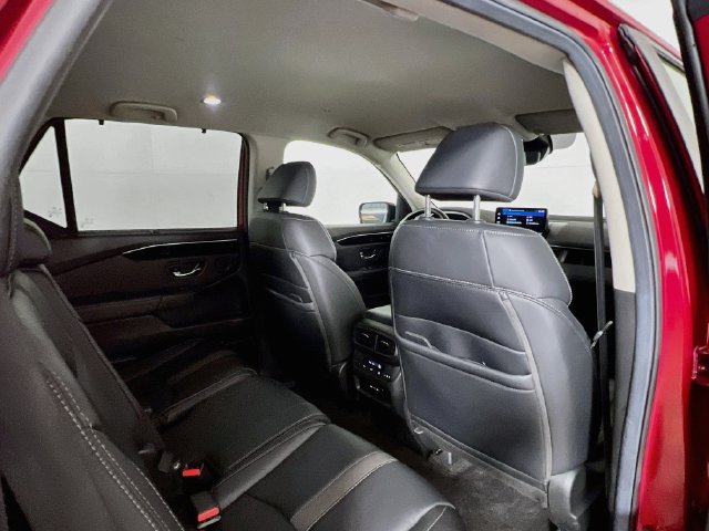 Certified 2025 Honda Pilot EX-L image 22