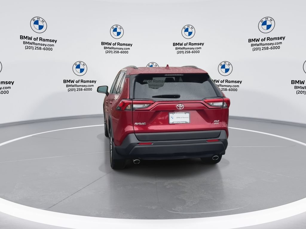 Used 2019 Toyota RAV4 XLE Premium w/ Cold Weather Package AWD/4WD image 3