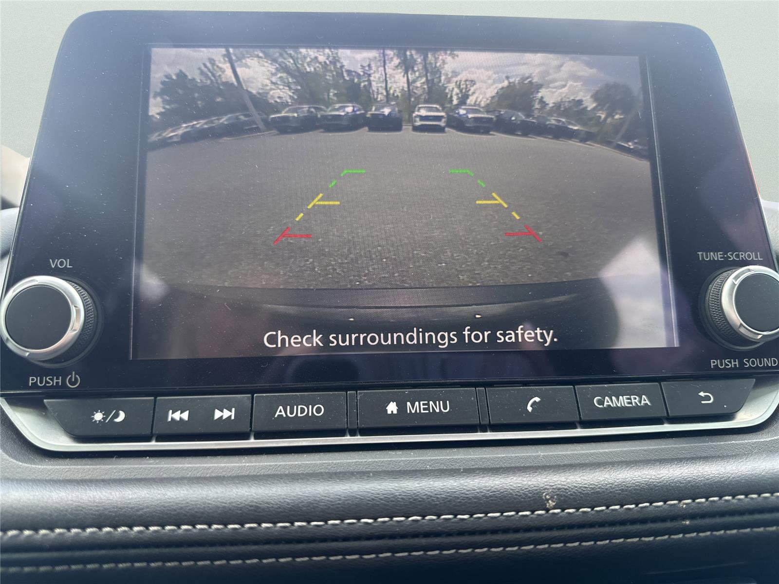 Used 2023 Nissan Rogue S image 36