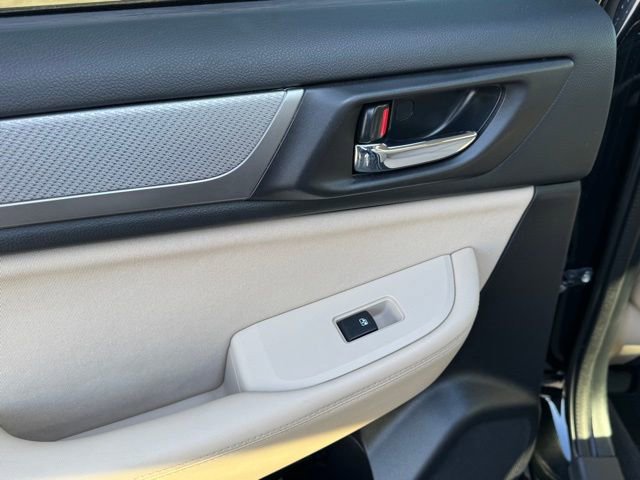 Used 2016 Subaru Legacy 2.5i Premium image 16