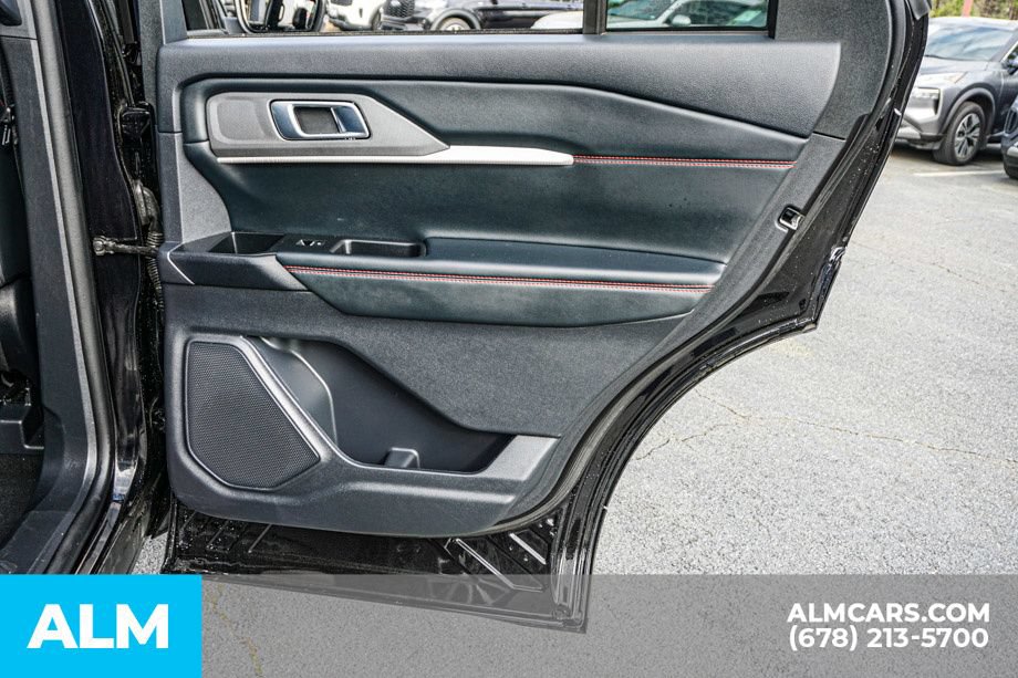 Used 2025 Ford Explorer ST-Line AWD/4WD image 58