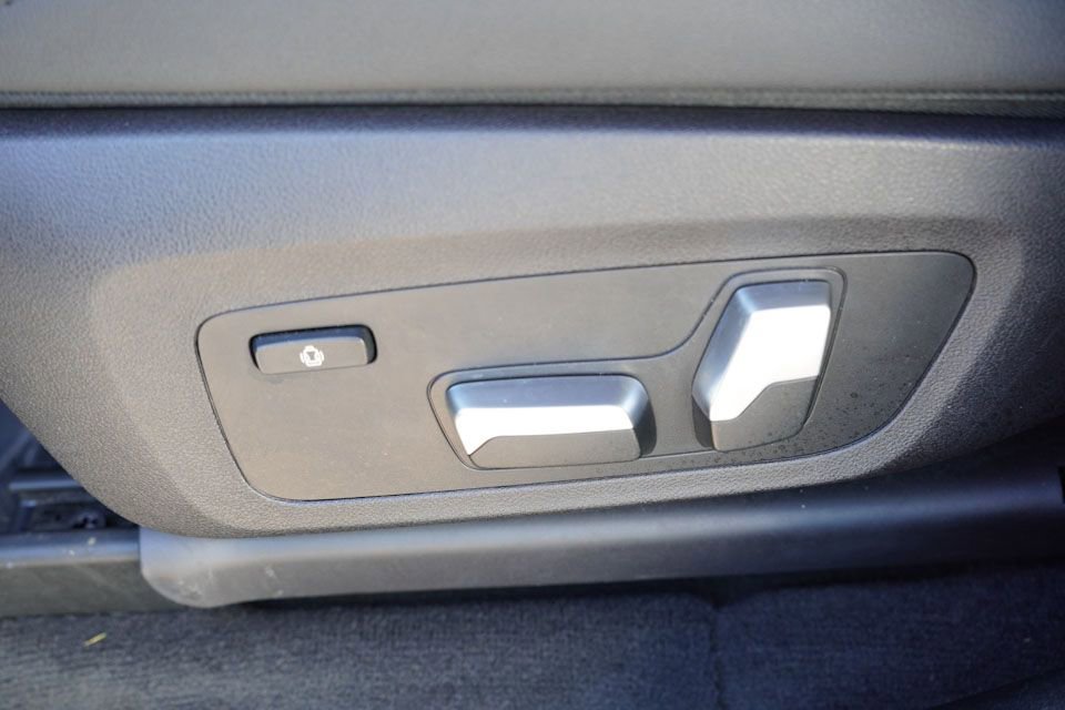 Used 2020 BMW X3 xDrive30i w/ Driving Assistance Package image 25