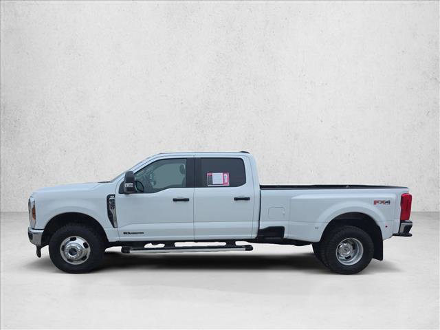 Certified 2025 Ford F350 XLT AWD/4WD image 2