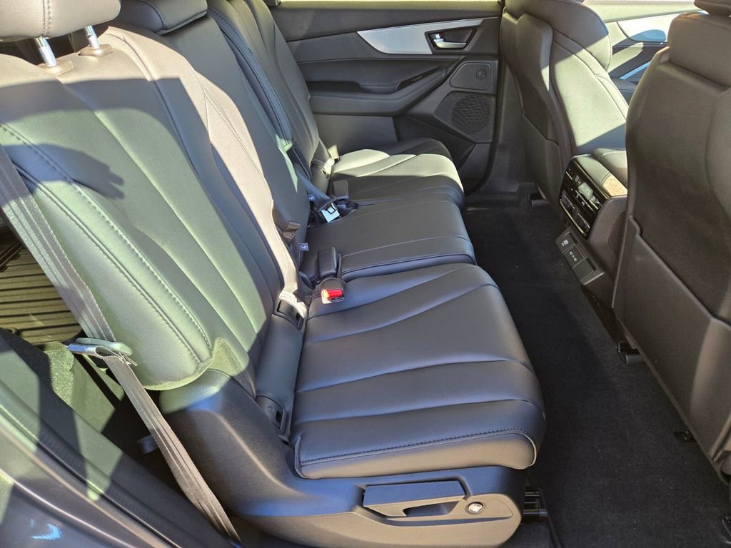 New 2026 Acura MDX SH-AWD image 19