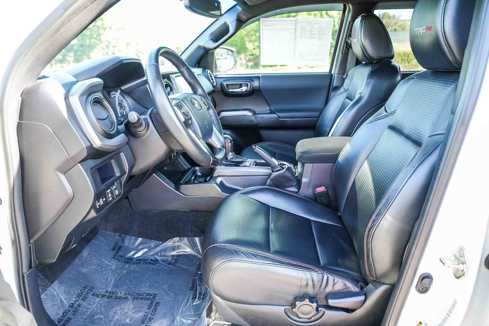 Used 2017 Toyota Tacoma TRD Pro AWD/4WD image 17