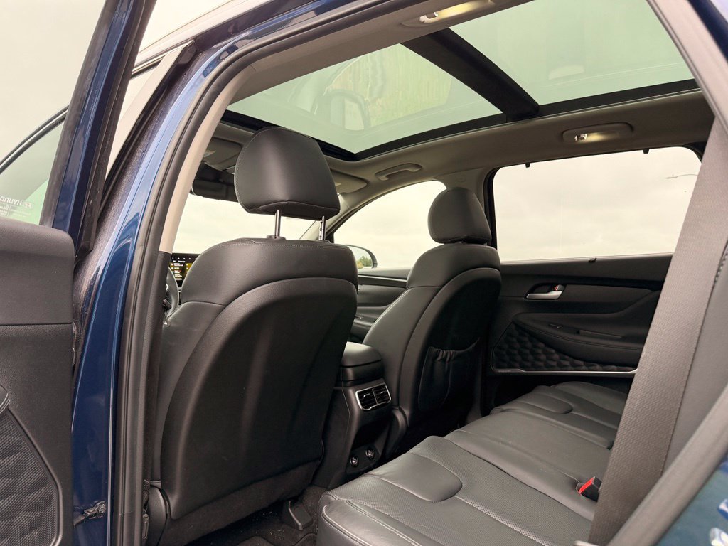 Used 2022 Hyundai Santa Fe SEL w/ Convenience + Premium Package FWD image 29