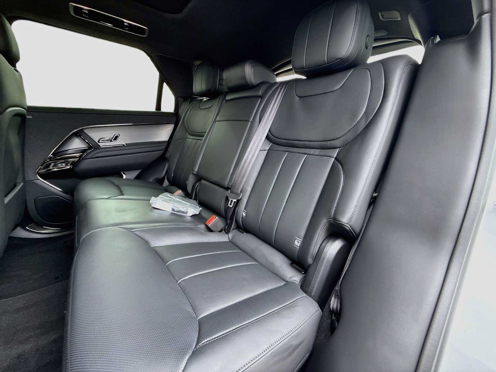 Certified 2025 Land Rover Range Rover Sport Dynamic SE AWD/4WD image 17