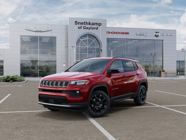 New 2026 Jeep Compass Latitude w/ Quick Order Package 29K