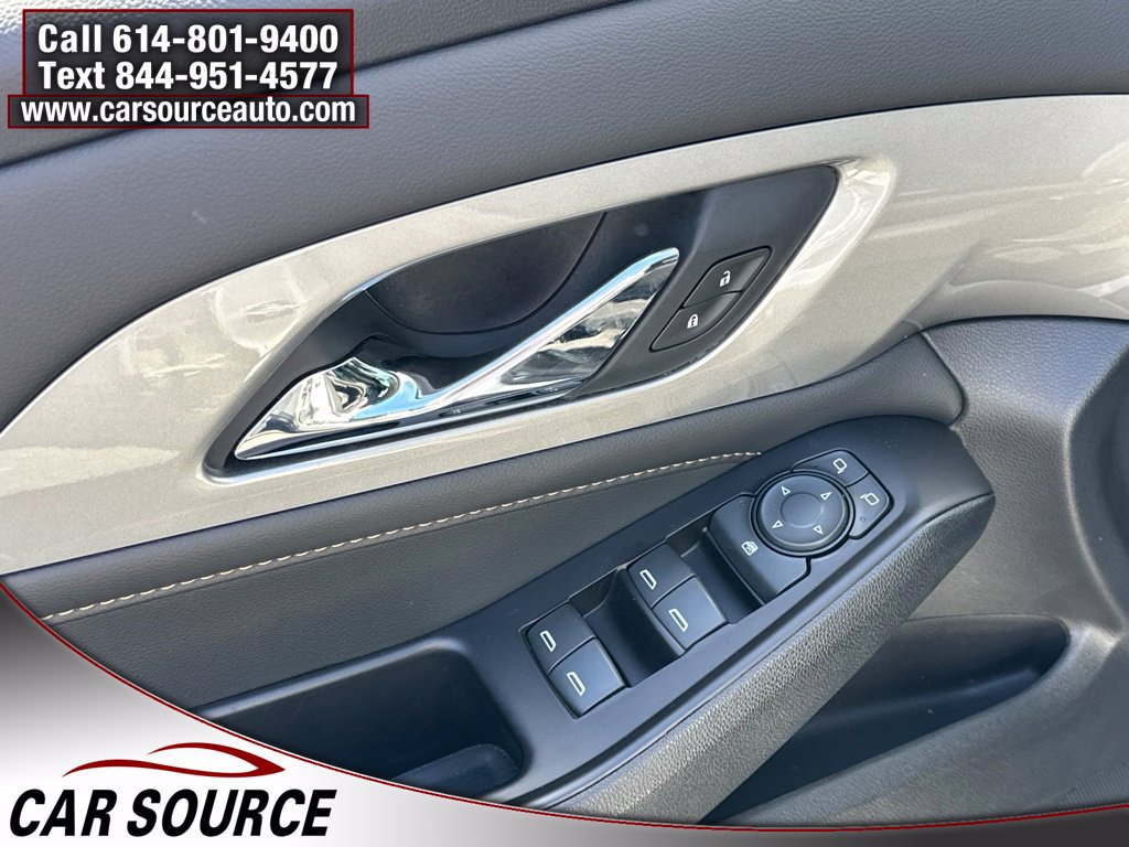 Used 2020 Chevrolet Traverse LS FWD image 15