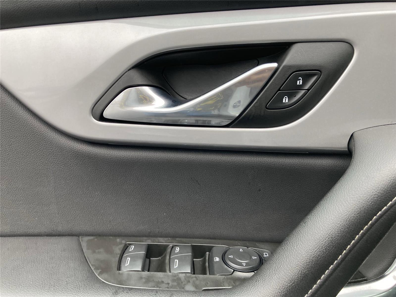 Used 2024 Chevrolet Blazer LT image 28