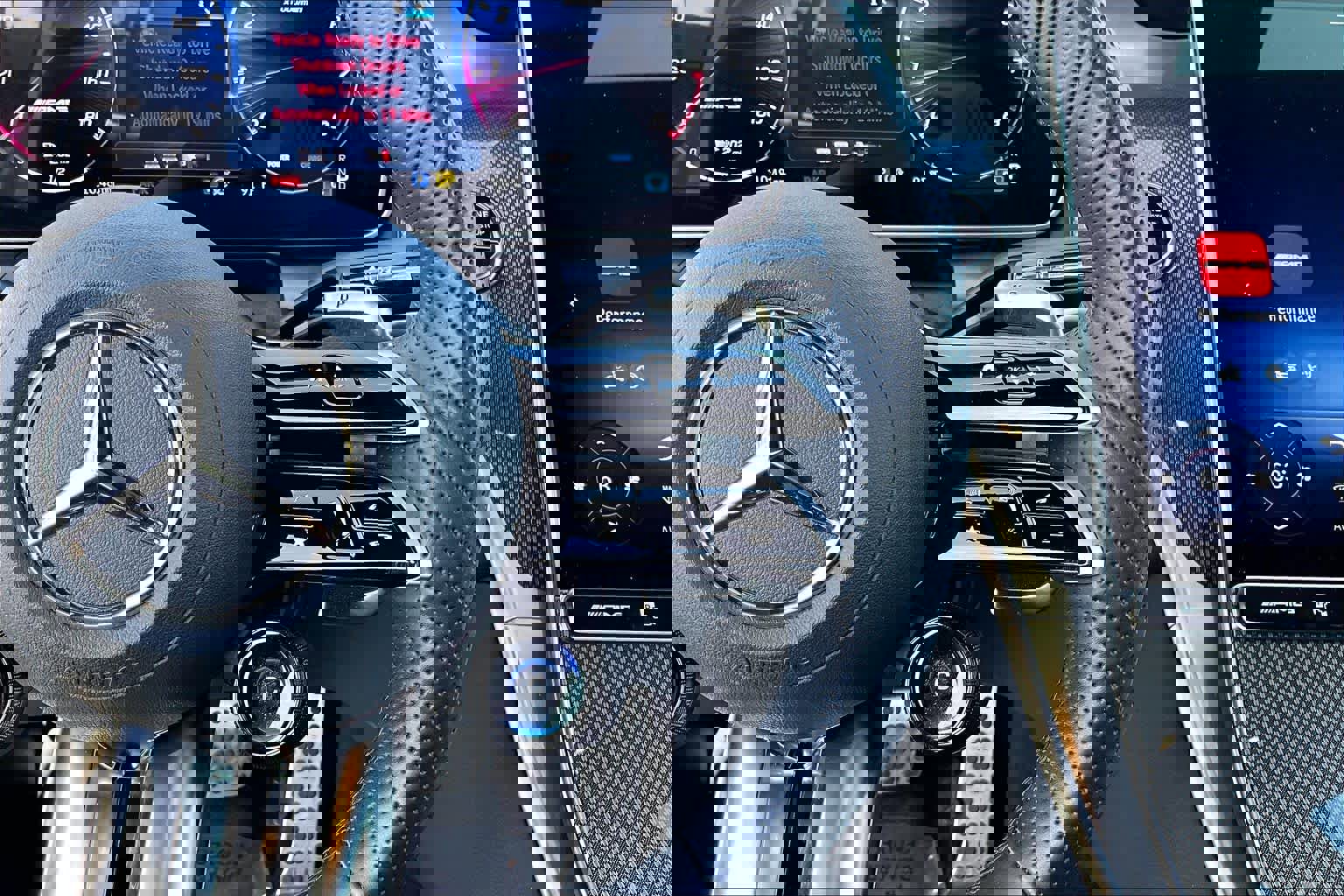 Used 2025 Mercedes-Benz GLC 43 AMG 4MATIC image 23