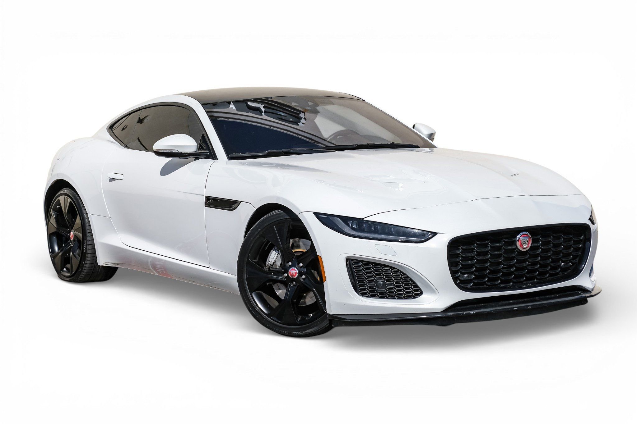 Used 2021 Jaguar F-TYPE Coupe image 5