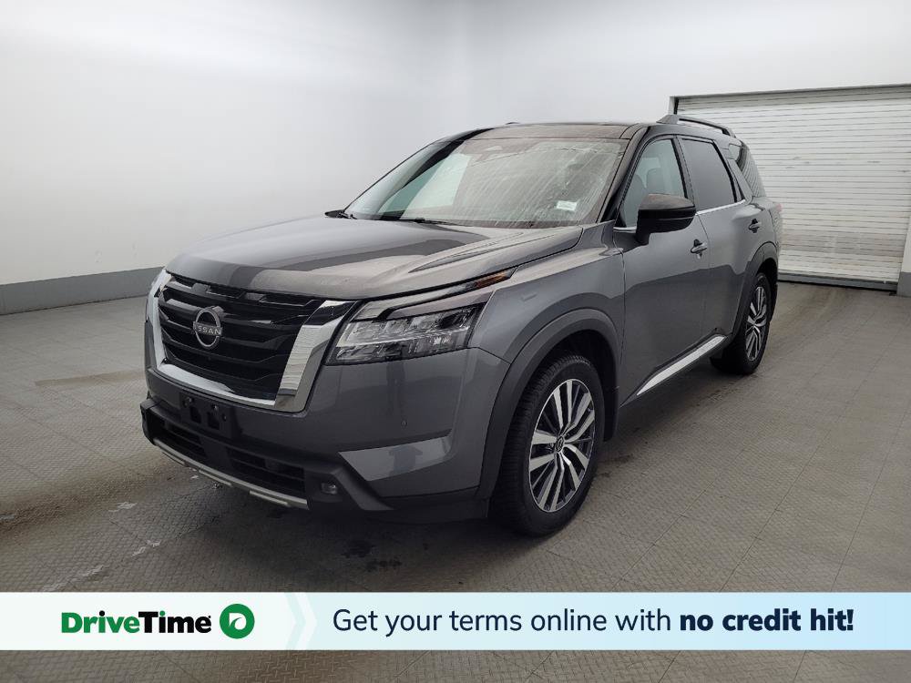 Used 2022 Nissan Pathfinder Platinum w/ Cargo Package AWD/4WD image 1