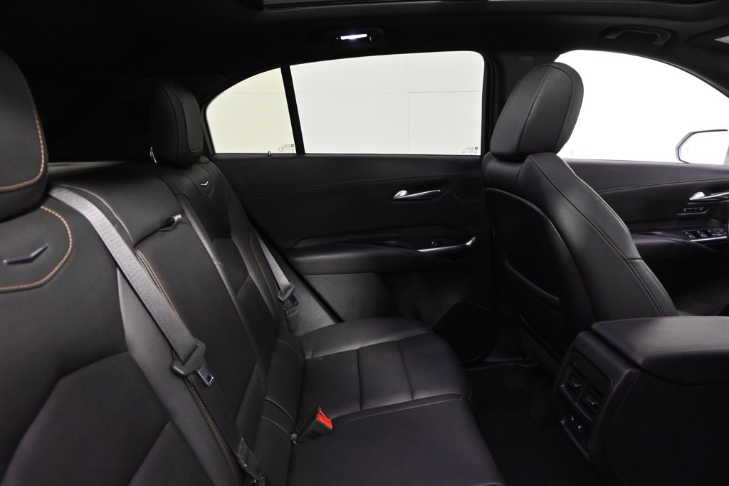 Used 2019 Cadillac XT4 Sport w/ Cold Weather Package image 18