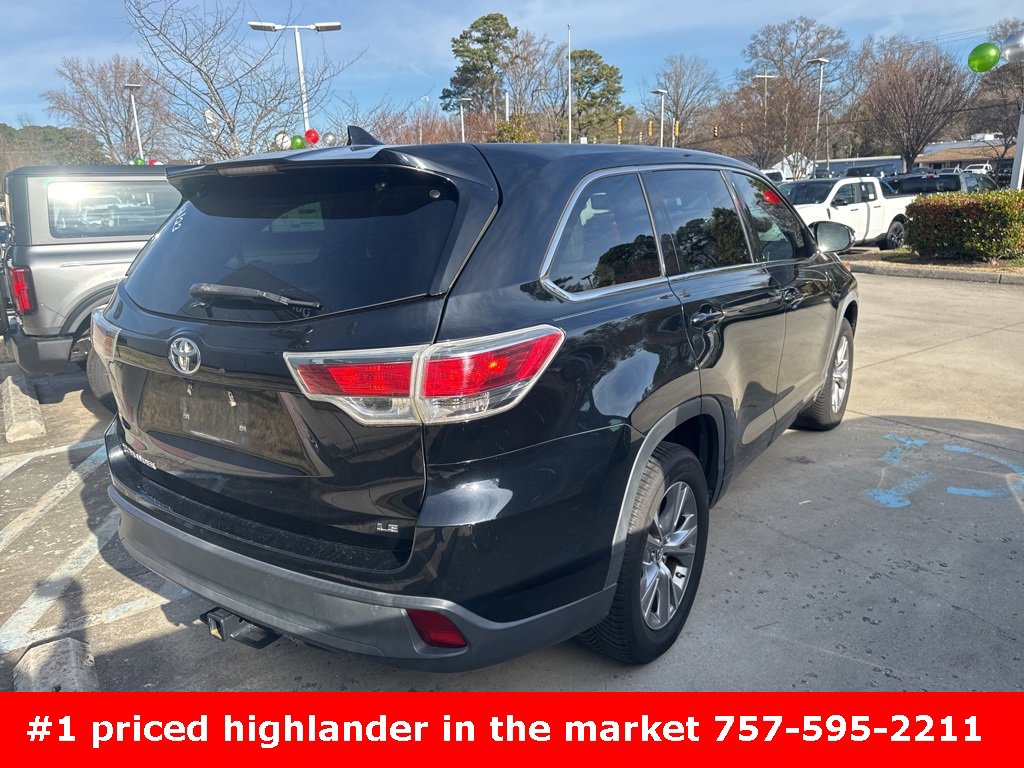 Used 2016 Toyota Highlander LE image 4