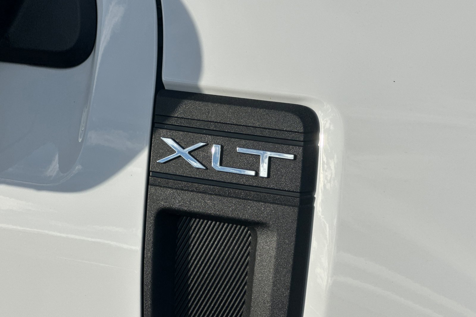 Used 2025 Ford Maverick XLT w/ Equipment Group 302A image 9