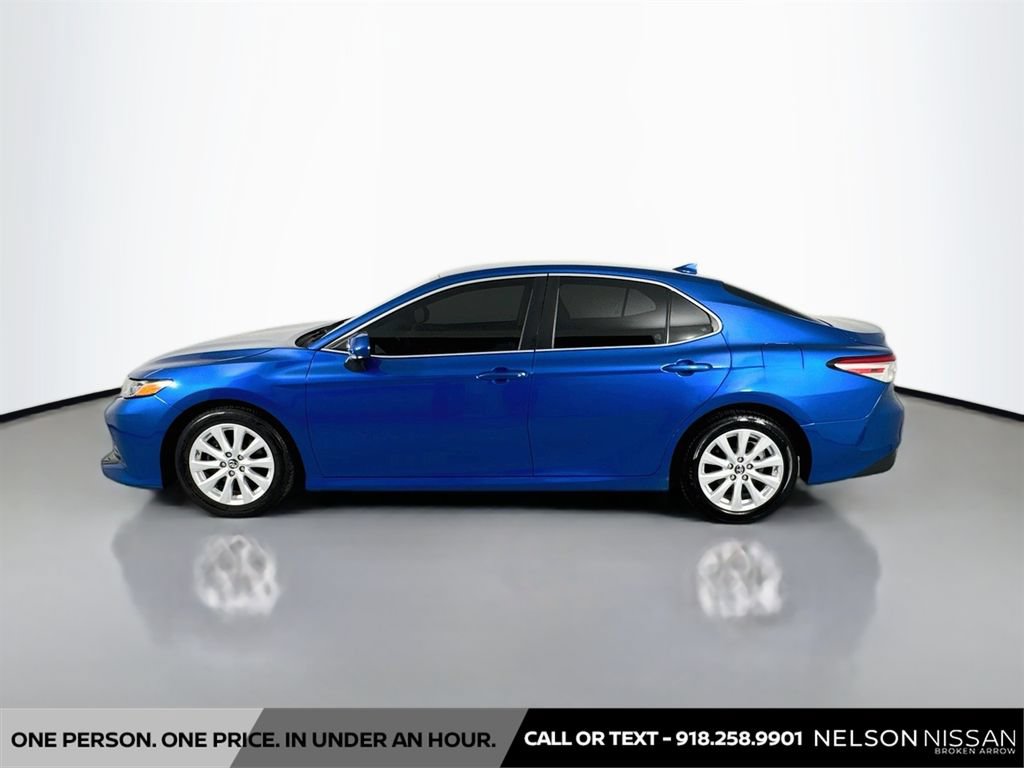 Used 2019 Toyota Camry LE FWD image 8