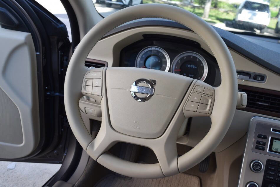 Used 2011 Volvo XC70 3.2 w/ Premium Pkg image 62