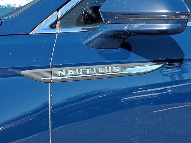 Used 2020 Lincoln Nautilus Reserve w/ Equipment Group 202A image 25